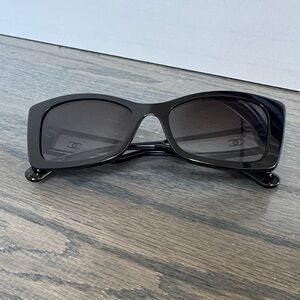 CHANEL Black Oversized Rectangular Sunglasses